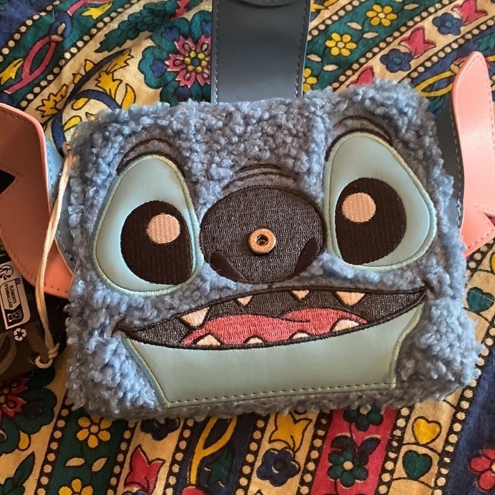 Loungefly Disney Stitch Fuzzy Wallet - Picture 3 of 5